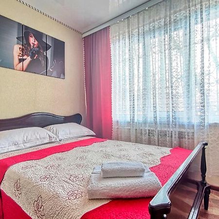 Апартаменты В Микрорайоне Орбита-2, 4 Almaty Exterior foto